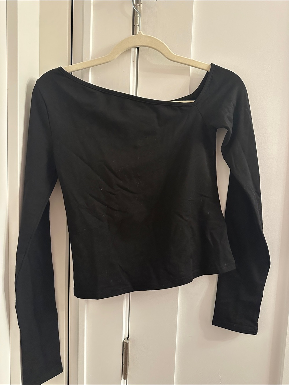 Edikted Black Off-Shoulder Long Sleeve Top